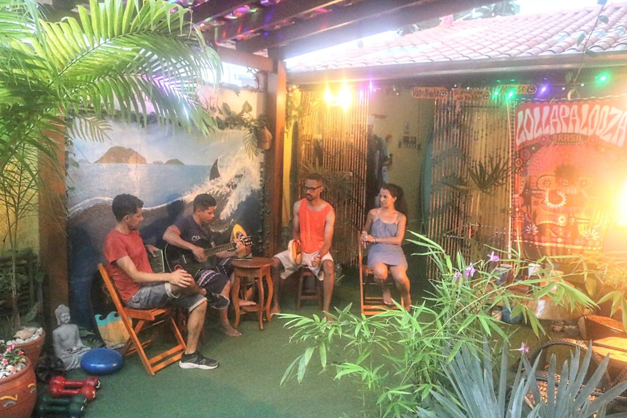 Ubatuba Wild Surf Hostel Eksteriør bilde